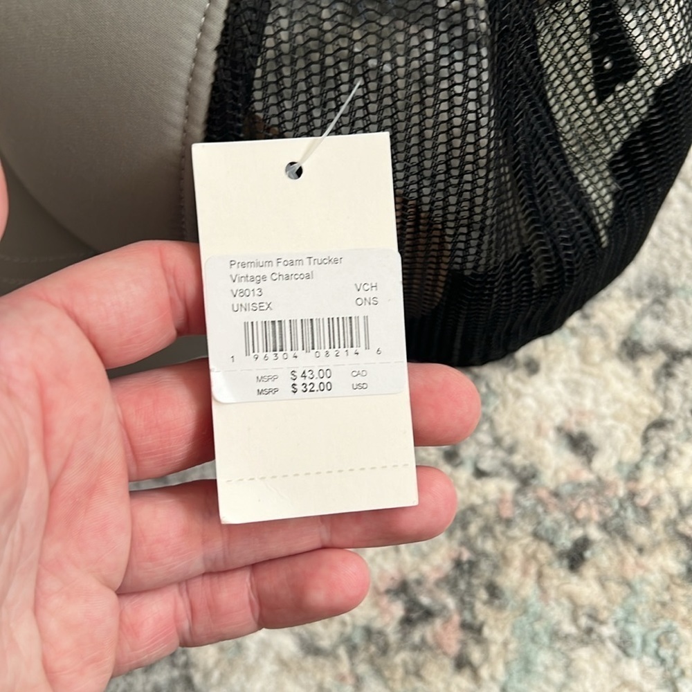 Vuori Trucker Hat - Picture 6 of 6